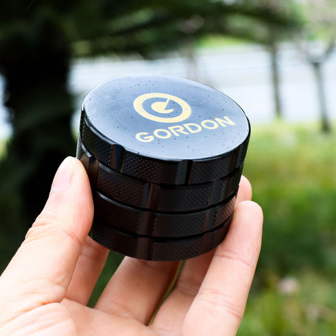 Gordon 4 Lay Aluminum Alloy Herb Grinder, Black 60 mm Smoker Grinder, Easy Clean Herb Grinders